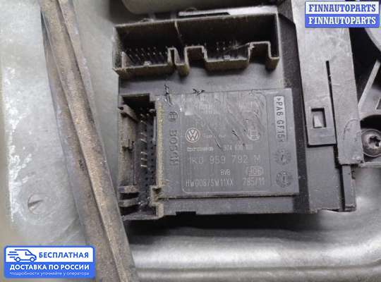 Стеклоподъемник электрический на Volkswagen Golf V (1K)