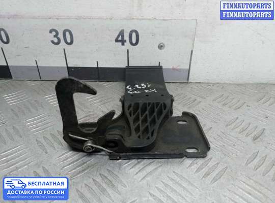 Замок капота на Audi A8 (D3, 4E)