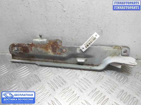 Петля капота на Ford Explorer IV (U251)