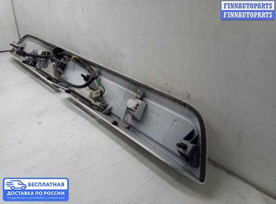 Планка подсветки номера на Toyota Sequoia