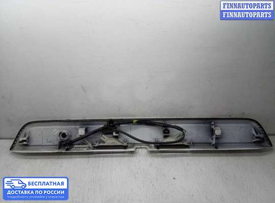 Планка подсветки номера на Toyota Sequoia