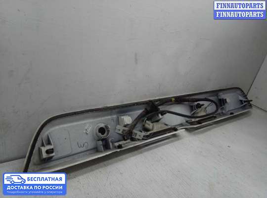 Планка подсветки номера на Toyota Sequoia