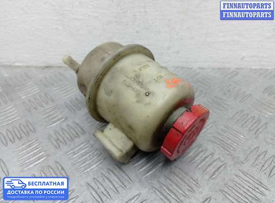 Бачок гидроусилителя на Nissan X-Terra (N50)