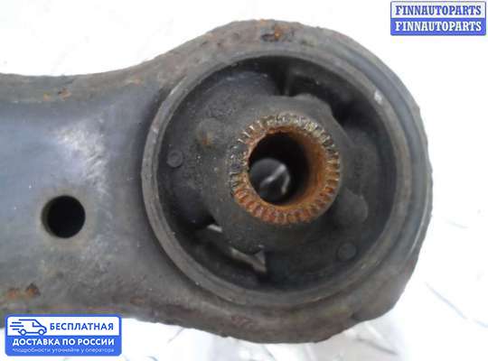 Рычаг подвески на Toyota Sienna II