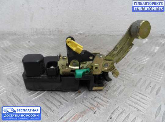Замок боковой двери на Jeep Cherokee II / Liberty (KJ)