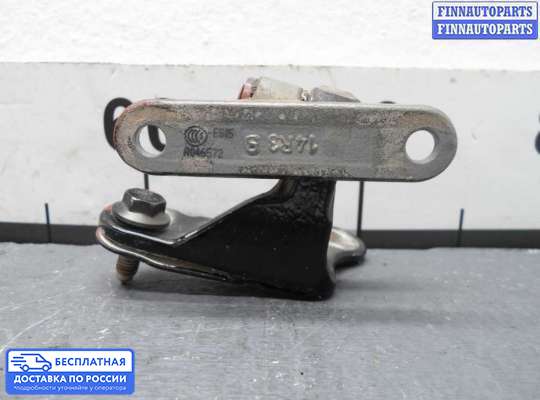 Петля двери на Mercedes-Benz B (W245)