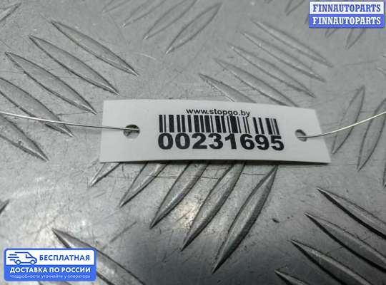 Петля крышки багажника на Audi A6 (C6)