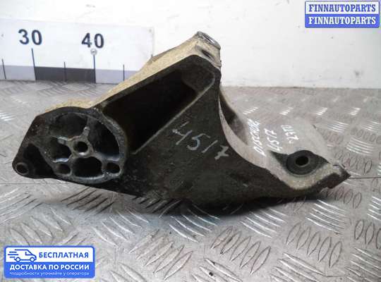 Кронштейн ДВС (лапа) на Land Rover Discovery III