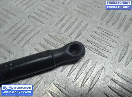 Амортизатор капота на BMW X5 (E70)