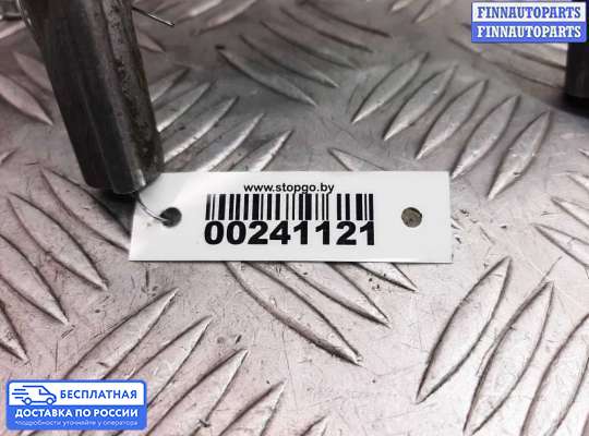 Кронштейн прочее на Mercedes-Benz C (W203)