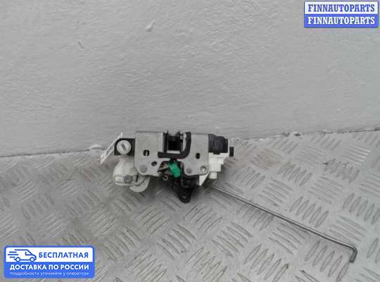 Замок боковой двери на Dodge RAM IV (DS/DJ)