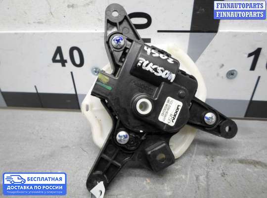 Моторчик заслонки печки на Hyundai ix35 I / Tucson II (LM)