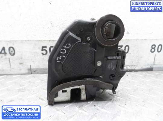 Замок боковой двери на Toyota Camry XV40