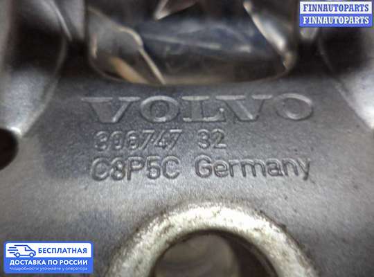 Петля крышки багажника на Volvo XC90