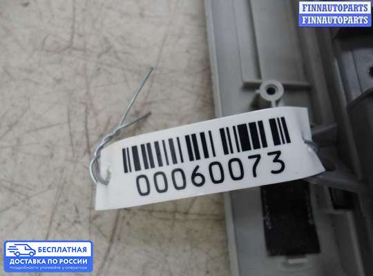Фонарь салона (плафон) на Toyota Harrier II (U30W)