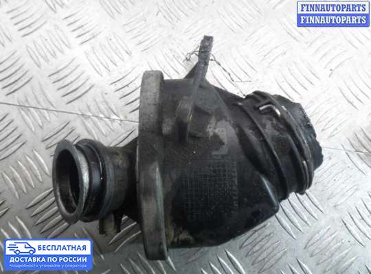 Патрубок (трубка, шланг) на Mercedes-Benz C (W203)