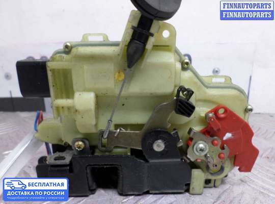 Замок боковой двери на Volkswagen Jetta V (1K)