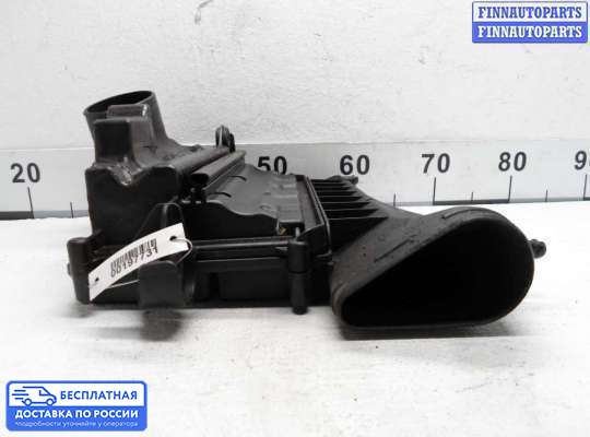 Корпус воздушного фильтра на Mercedes-Benz E (W212)