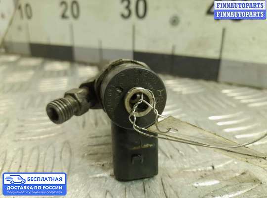 Форсунка топливная на Mercedes-Benz C (W202)