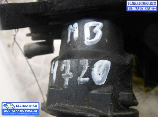 Корпус термостата на Mercedes-Benz C (W204)