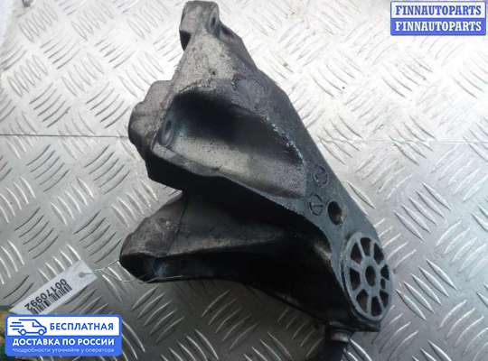 Кронштейн ДВС (лапа) на Volkswagen Touareg I (7L)