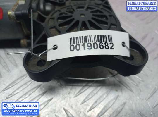 Стеклоподъемник электрический на Mercedes-Benz S (W220)