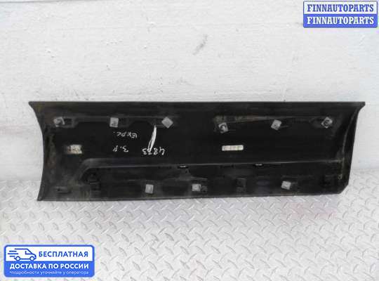 Молдинг на Ford Explorer V (U502)