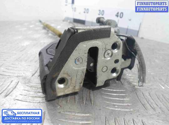 Замок боковой двери на Toyota Highlander II (XU40)