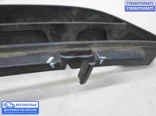 Решетка (заглушка) бампера на Hyundai Santa Fe III (DM, NC)