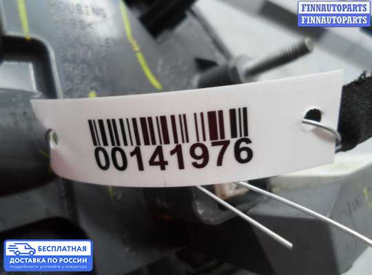 Фонарь крышки багажника на Mercedes-Benz ML / GLE (W166)