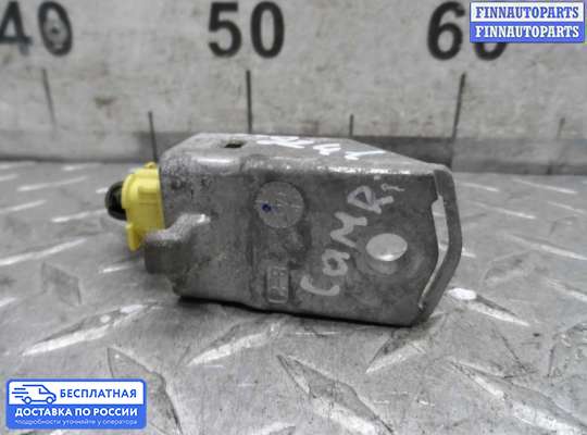 Датчик удара (Airbag) на Toyota Camry XV30