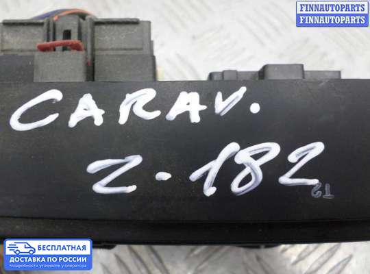 Блок управления печкой на Dodge Caravan IV (RG, RS)