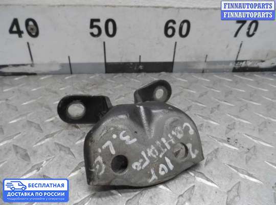 Петля двери на Hyundai Santa Fe II (CM)