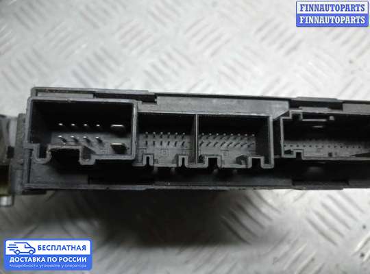 Стеклоподъемник электрический на Volkswagen Touareg I (7L)