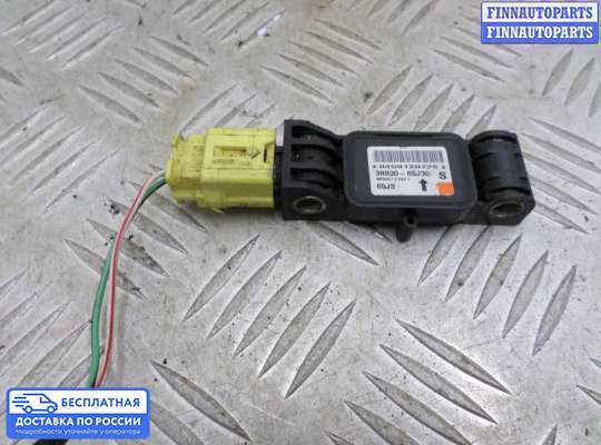 Датчик удара (Airbag) на Suzuki Grand Vitara II (JB, TD54)
