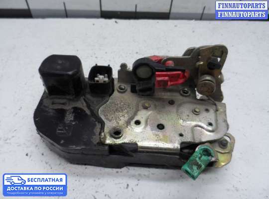 Замок боковой двери на Jeep Cherokee II / Liberty (KJ)