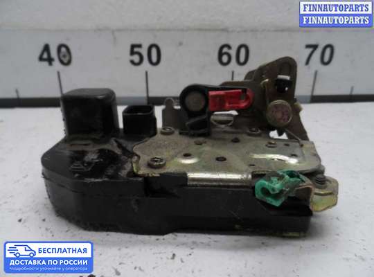 Замок боковой двери на Jeep Cherokee II / Liberty (KJ)