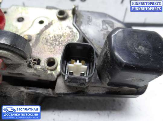 Замок боковой двери на Jeep Cherokee II / Liberty (KJ)