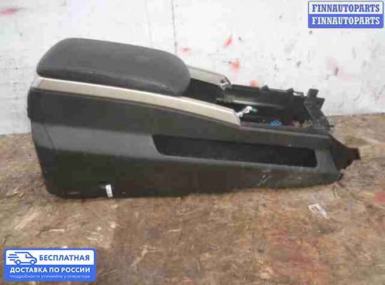 Подлокотник на Infiniti QX56 (JA60)