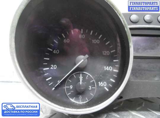 Щиток приборов на Mercedes-Benz ML (W164)