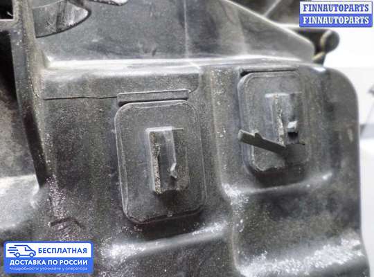 Корпус воздушного фильтра на Mercedes-Benz C (W204)