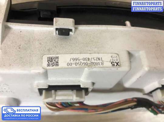 Щиток приборов на Toyota Camry XV40