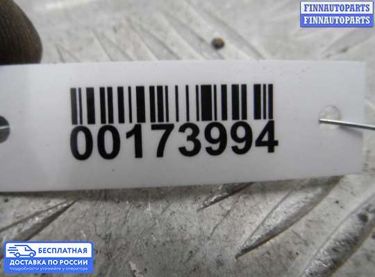 Петля капота на Chrysler Pacifica