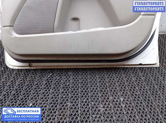 Петля двери на Volvo XC90