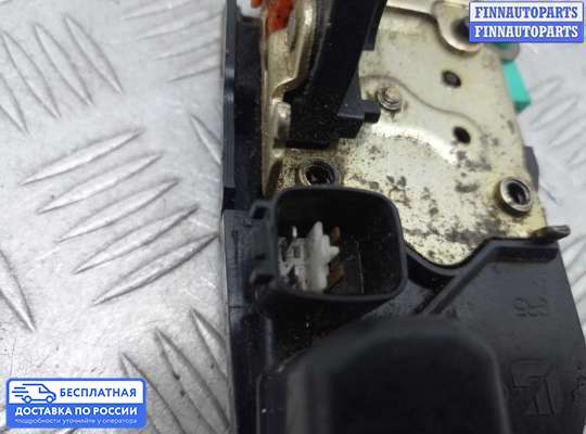 Замок боковой двери на Chrysler Pacifica
