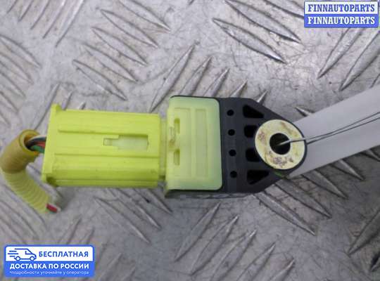 Датчик удара (Airbag) на Toyota Venza (GV10)