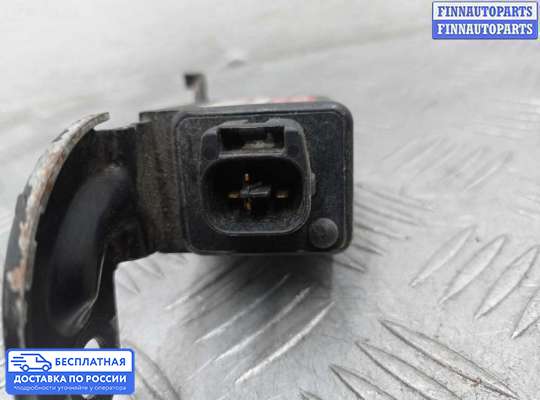 Датчик удара (Airbag) на Toyota Previa CR