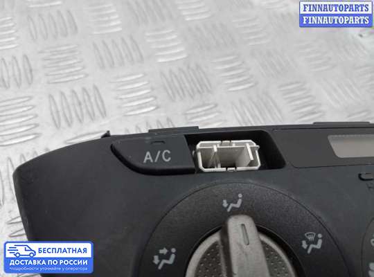 Блок управления печкой на Toyota RAV4 II (XA20)