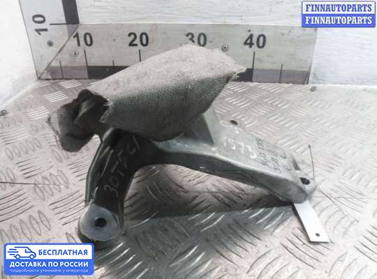Кронштейн ДВС (лапа) на Audi A5 (8T)