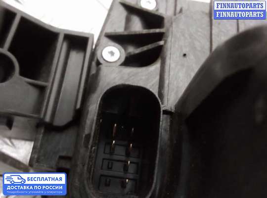 Замок боковой двери на Mercedes-Benz GLC (X253/C253)